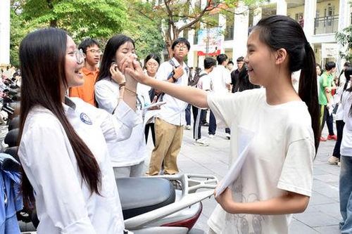 Hà Nội: Thêm 82 học sinh trúng tuyển lớp 10 trường công lập