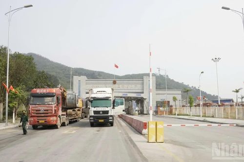 Hoạt động xuất nhập khẩu tại Lạng Sơn không gián đoạn do bão số 4