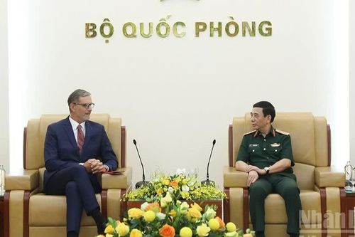 Đại tướng Phan Văn Giang tiếp Đại sứ Cộng hòa Pháp tại Việt Nam