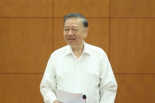 Mục tiêu cuối cùng của giáo dục không phải là điểm số, bằng cấp