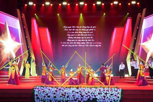 Nghệ An sẵn sàng chương trình tuyên dương 162 lượt học sinh đạt giải quốc tế, quốc gia và học sinh thi tốt nghiệp đạt điểm cao