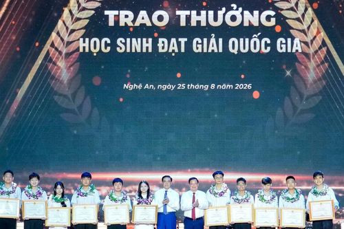 Nghệ An tuyên dương 162 học sinh đạt giải quốc tế, quốc gia và đạt điểm cao tại Kỳ thi tốt nghiệp THPT năm 2026