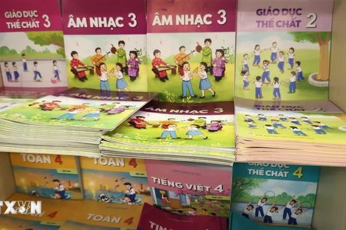 Cà Mau: Khẩn trương điều phối, bổ sung để cung cấp đầy đủ sách giáo khoa