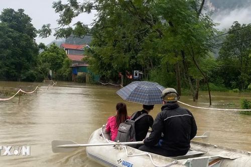 Lạng Sơn: Nước rút chậm, nhiều nơi ở Vân Nham vẫn bị cô lập