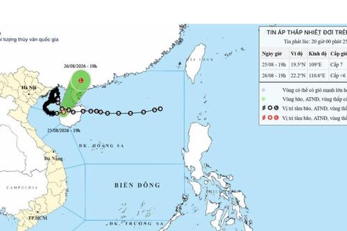 Áp thấp nhiệt đới giữ nguyên cường độ trên vùng ven biển phía Tây Bắc đảo Hải Nam (Trung Quốc)