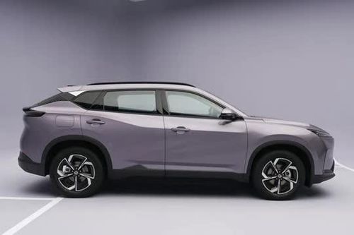 SUV hạng C công suất 184 mã lực, giá gần 400 triệu đồng