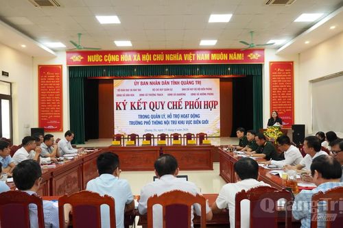 Phối hợp quản lý, hỗ trợ các trường phổ thông nội trú liên cấp khu vực biên giới