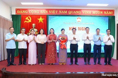 Ủy ban MTTQ Việt Nam thành phố thông qua các đề án trọng tâm, kiện toàn nhân sự khóa XI