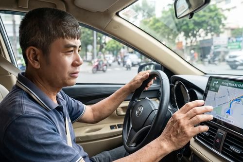 Đừng chỉ dùng Google Maps để tìm đường: 5 tính năng giúp tài xế tiết kiệm xăng đáng kể