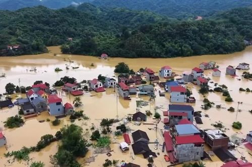 Mưa lớn tại các địa phương khiến 5 người thương vong