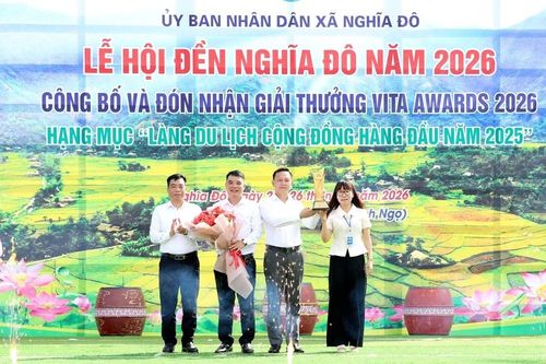 Nghĩa Đô đón nhận giải thưởng 'Làng du lịch cộng đồng hàng đầu năm 2025'