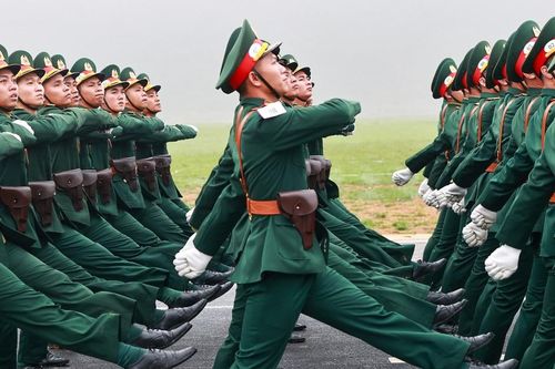 Đề xuất cách tính trợ cấp theo số năm công tác đối với quân nhân, công nhân, viên chức quốc phòng