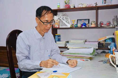 Người thầy phía sau ánh hào quang toán học Việt Nam
