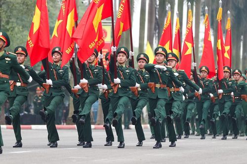 Sĩ quan Quân đội nghỉ hưu sớm được hỗ trợ lên tới 5 tháng tiền lương