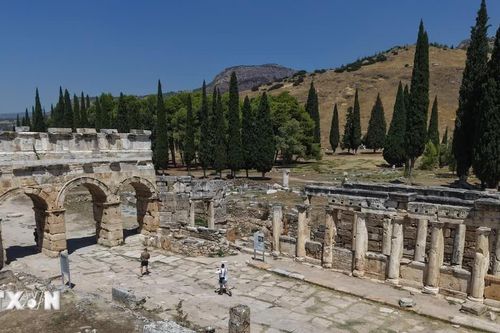 Khám phá thành cổ Hierapolis ở Thổ Nhĩ Kỳ