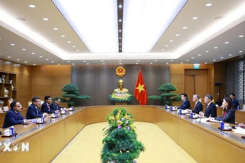Thủ tướng tiếp Quốc vụ khanh phụ trách Ngoại giao Ấn Độ