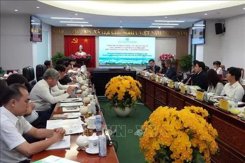 Vĩnh Long đề xuất hợp tác phát triển khu công nghiệp nông nghiệp công nghệ cao với Singapore
