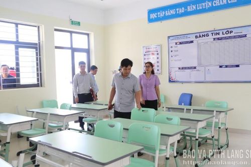Khảo sát công tác sáp nhập trường lớp tại xã Kiên Mộc, Mẫu Sơn, Khuất Xá