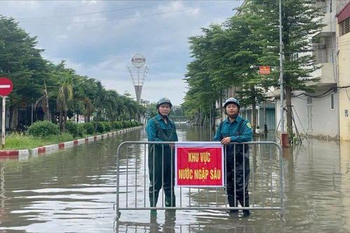Sơn Tây không để bị động trước mực nước sông Tích dâng cao