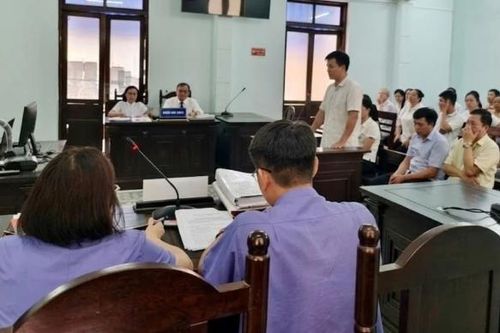 Cựu Thẩm phán TAND TP Huế và cựu Phó Viện trưởng VKSND TP Huế lĩnh án vì nhận hối lộ