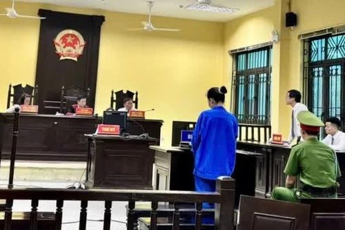 Người mẹ già 82 tuổi bị đứa con gái duy nhất hành hạ mỗi ngày