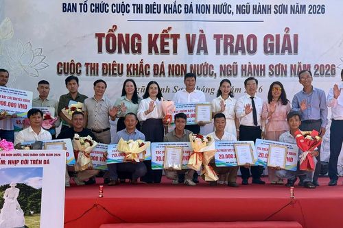 Cuộc thi điêu khắc đá Non Nước tôn vinh người thợ làng nghề 300 năm tuổi