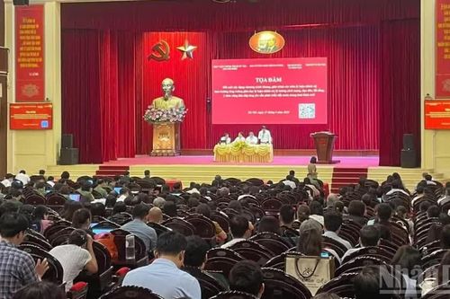 Tạo bước tiến mới trong đổi mới việc học tập lý luận chính trị