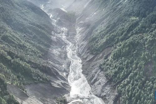 Lũ quét và sạt lở tại khu vực biên giới giữa Nepal và Trung Quốc: Công dân Việt Nam cần lưu ý