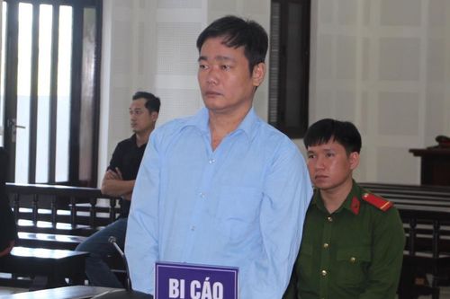 Ân hận muộn màng của người chồng ghen tuông