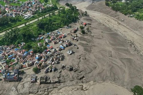 Lũ quét tại biên giới Nepal - Trung Quốc, nhiều người thiệt mạng