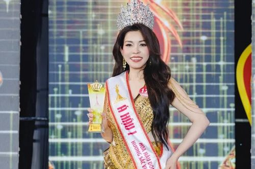 Á hậu Phượng Liên tỏa sáng tại Hoa hậu Doanh nhân Hương sắc Việt Nam 2026