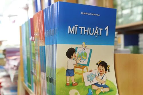 Triển khai đồng loạt các giải pháp điều tiết khẩn cấp gỡ 'sốt sách' cục bộ