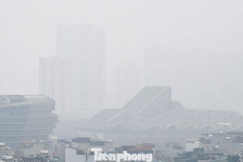 Hà Nội mù mịt trong ngày ô nhiễm không khí đứng thứ hai thế giới