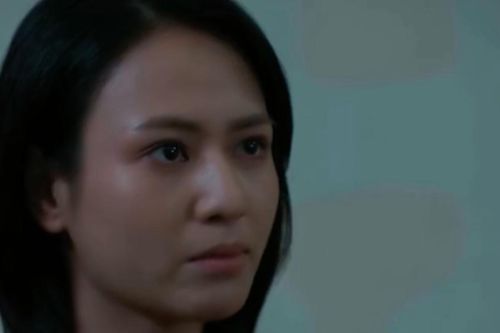 'Lửa trắng' tập 21: Mai khóc vì Cương bất chấp nguy hiểm tính mạng vì mình