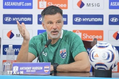 HLV Anthony Hudson: Đội tuyển Thái Lan xứng đáng nhận được kết quả tốt hơn