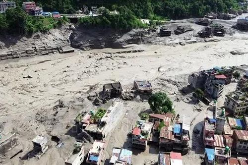 Gần 1.500 người mất tích trong lũ quét tại Nepal và Trung Quốc