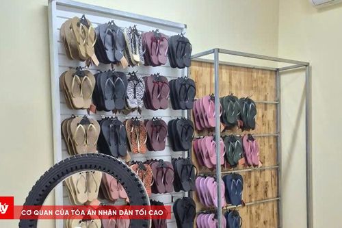 Triệt phá đường dây buôn bán dép giả nhãn hiệu Havaianas