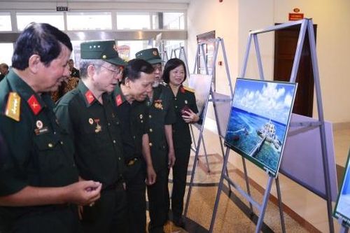 Lan tỏa hình ảnh người lính biển qua nghệ thuật nhiếp ảnh