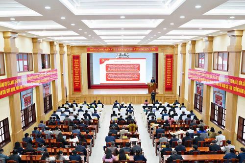 Tỉnh ủy Lâm Đồng quán triệt các nghị quyết, kết luận Hội nghị Trung ương 3 khóa XIV
