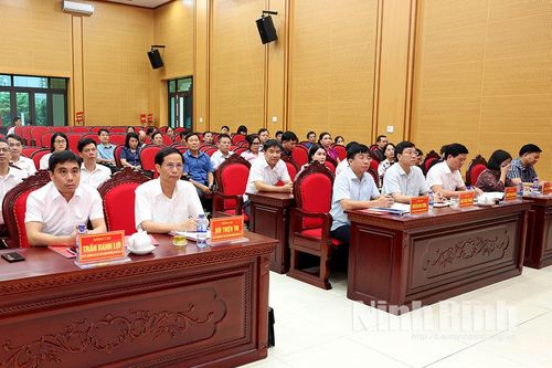 Phường Nam Hoa Lư nghiên cứu, học tập Nghị quyết Hội nghị Trung ương 3, khóa XIV
