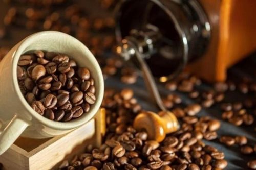 Ngày 27/8: Giá cà phê đồng loạt giảm, hồ tiêu ở mức 138.500 đồng/kg