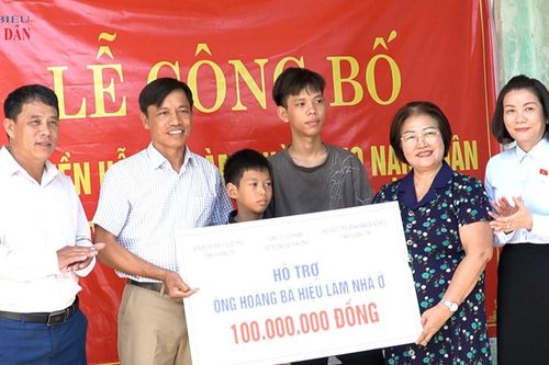 ĐBQH tỉnh Quảng Trị hỗ trợ 200 triệu đồng xây dựng nhà ở cho các gia đình chính sách khó khăn
