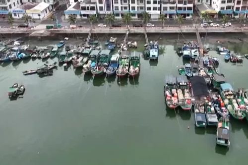 Trung Quốc ứng phó bão Saudel sau khi bão Narra suy yếu