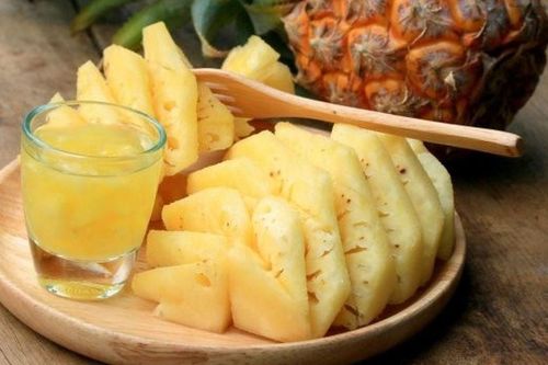 Ăn dứa mỗi ngày có thể bổ sung vitamin C và chất xơ, nhưng ăn như thế nào để bổ sung dinh dưỡng hợp lý?