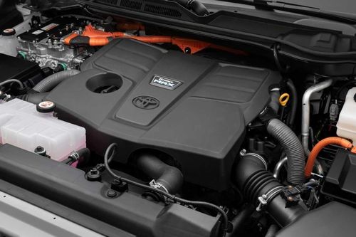 Cú gõ búa giúp Toyota tiết kiệm hàng triệu USD chi phí thay động cơ