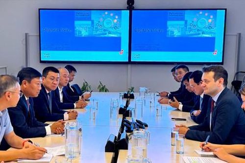 Đoàn đại biểu thành phố Hà Nội thăm, làm việc tại Áo và Cộng hòa Séc