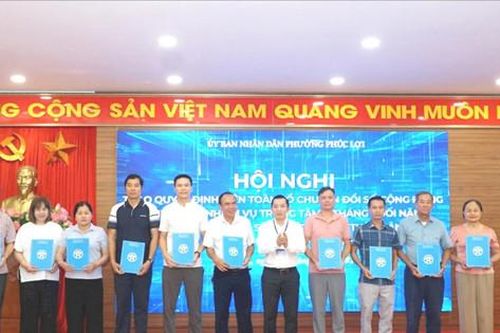 Phường Phúc Lợi ra mắt 21 Tổ chuyển đổi số cộng đồng