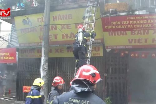 Nâng cao kỹ năng chữa cháy, cứu người tại khu dân cư phường Láng