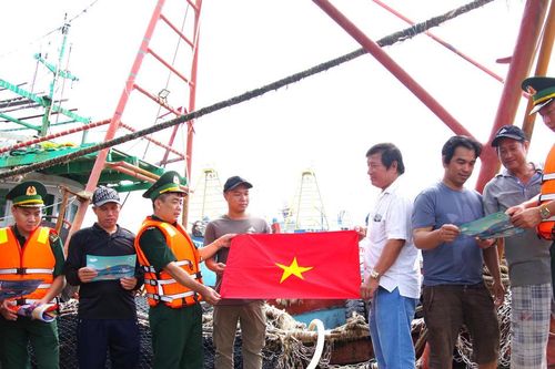 Giữ vững 'cửa ngõ' hàng hải phía Nam