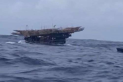 Cứu được 32 ngư dân trên tàu bị mất liên lạc trên vùng biển Trường Sa